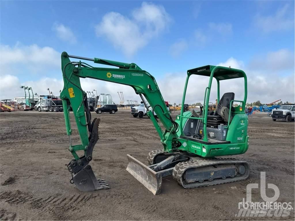 Takeuchi TB240 Miniexcavadoras