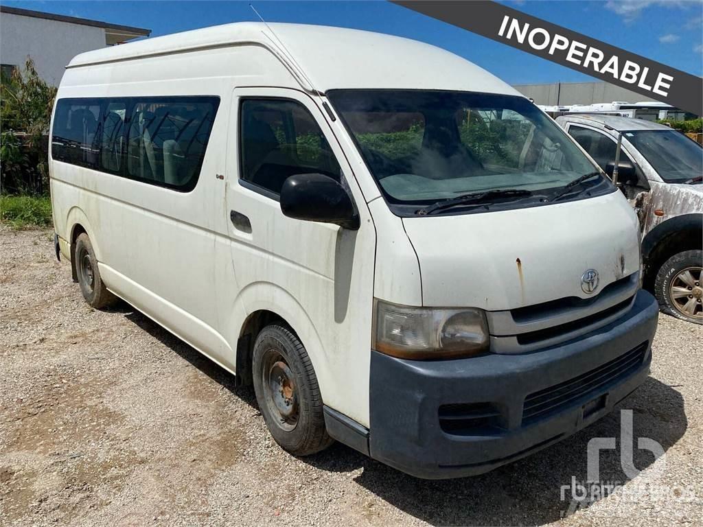 Toyota HIACE Furgonetas cerradas