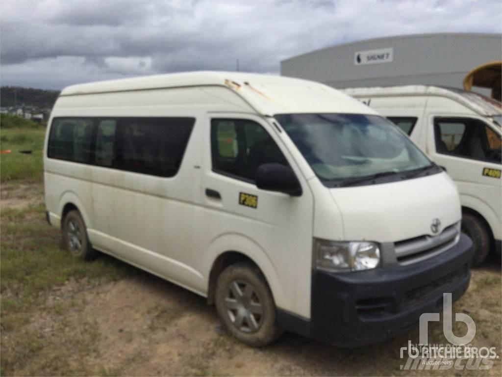 Toyota HIACE Furgonetas cerradas