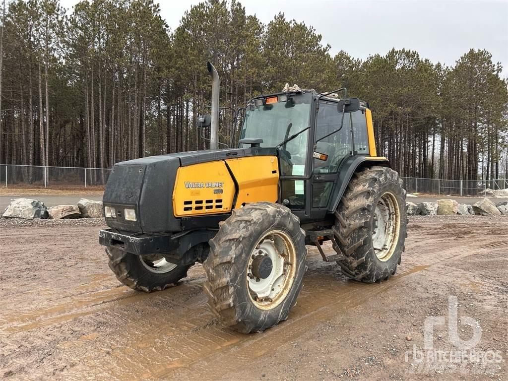 Valtra 8050HI Tractores