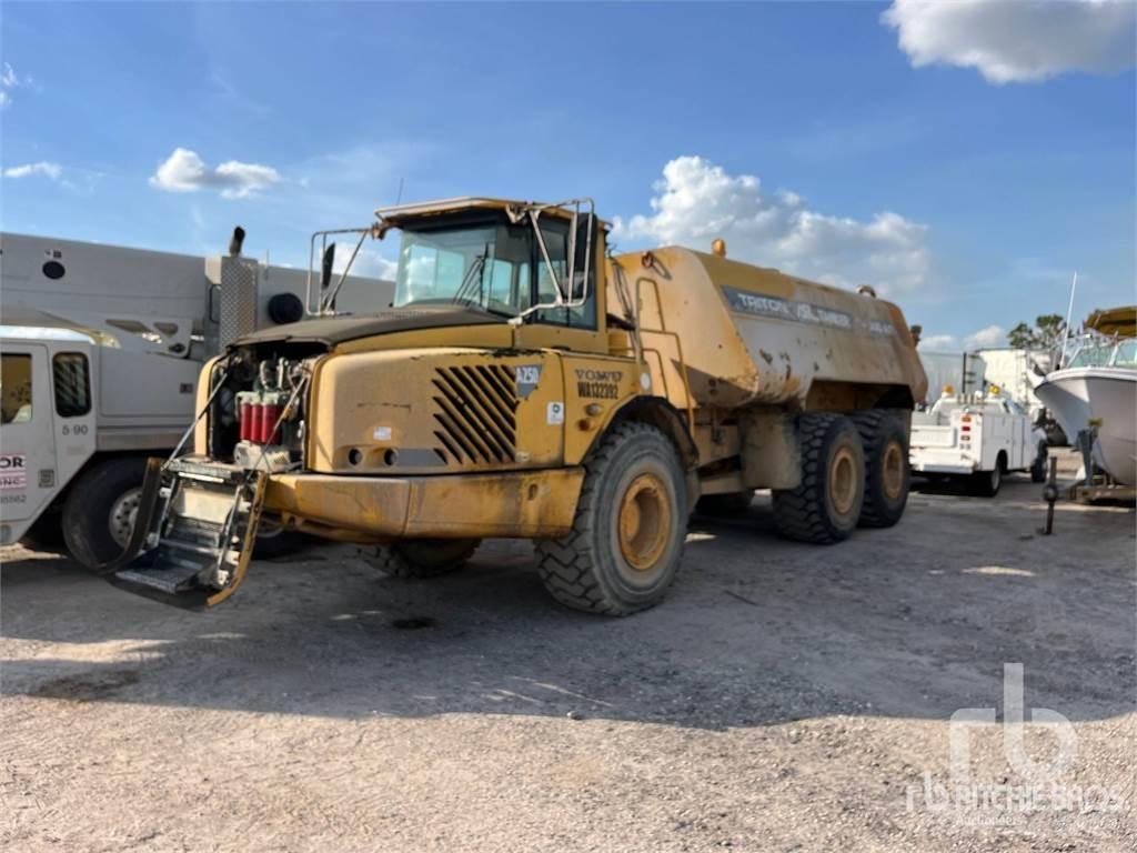 Volvo A25D Camiones cisterna