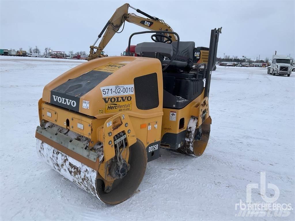 Volvo DD25B Rodillos de doble tambor