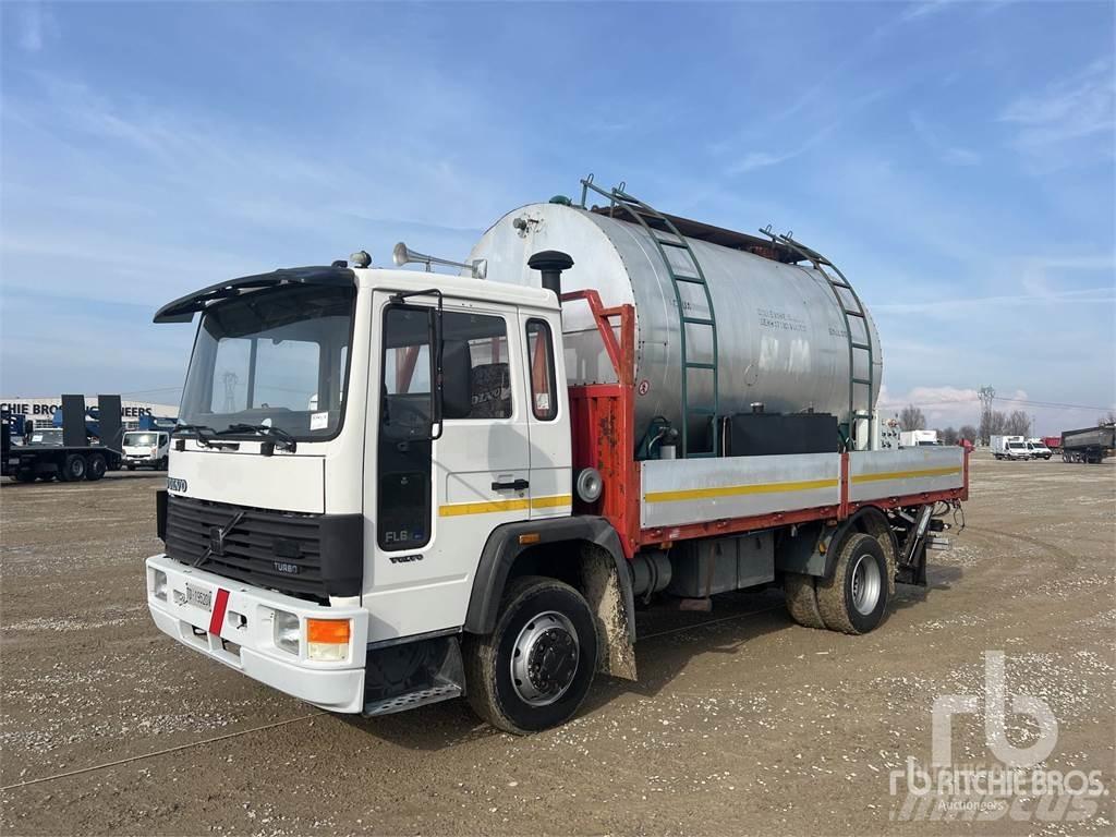 Volvo FL614 Rociadoras de asfalto