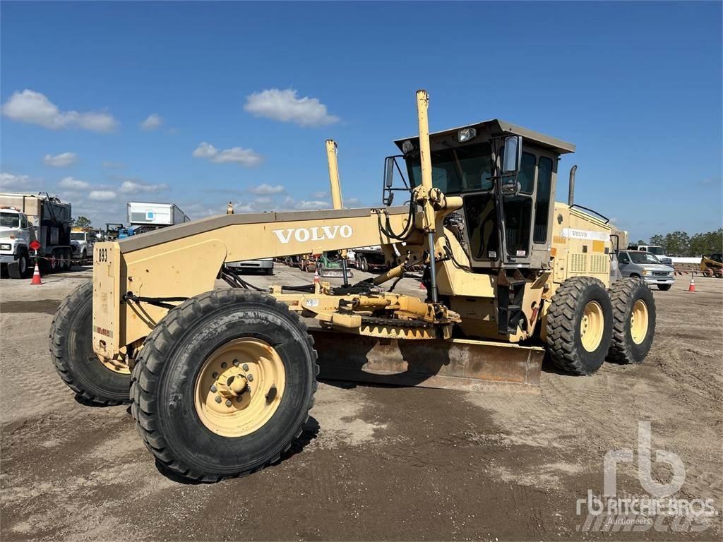 Volvo G710 Niveladoras