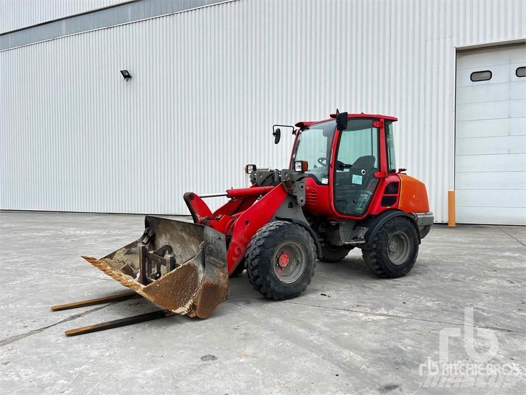 Volvo L25F Plataformas con brazo de elevación manual