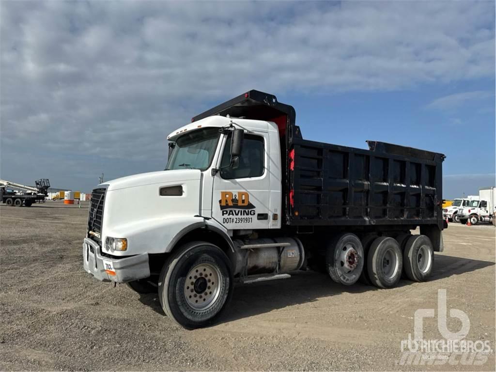 Volvo VHD Bañeras basculantes usadas