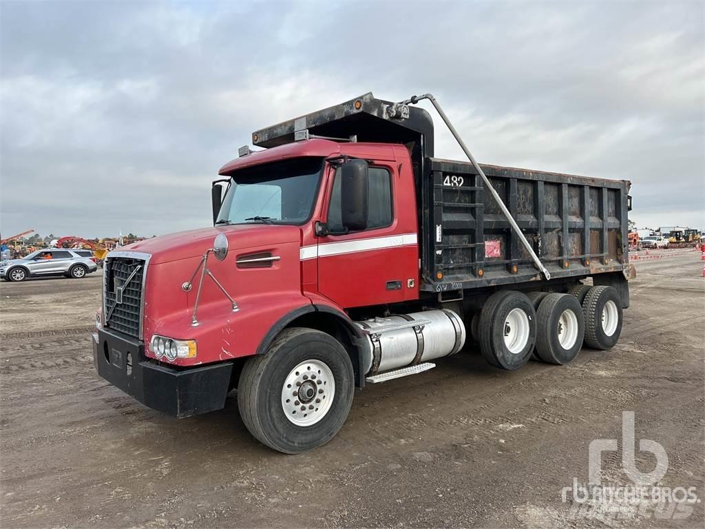 Volvo VHD Bañeras basculantes usadas