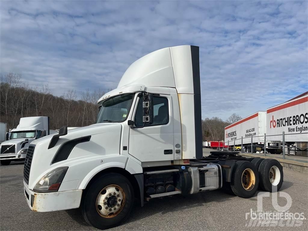 Volvo VNL Camiones tractor