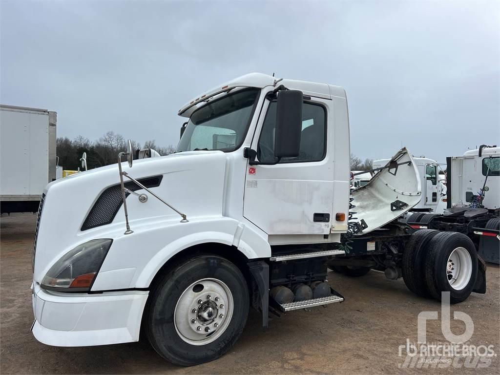 Volvo VNL Camiones tractor