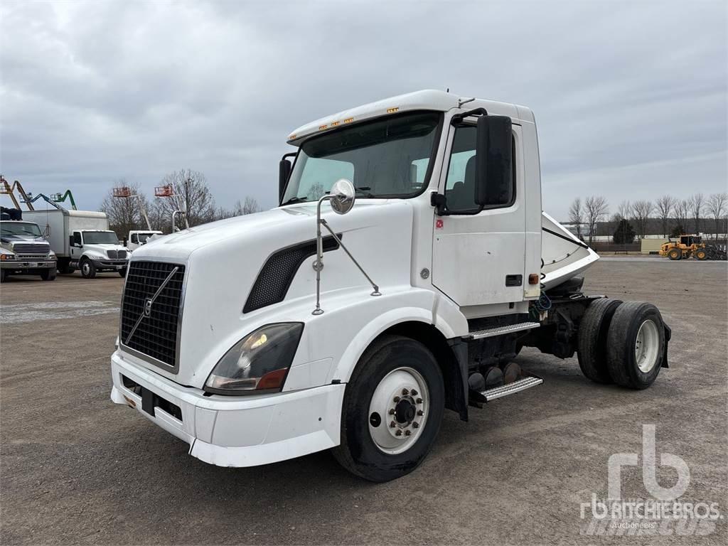 Volvo VNL Camiones tractor