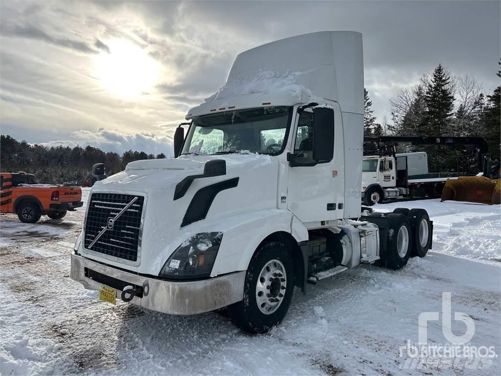 Volvo VNL Camiones tractor