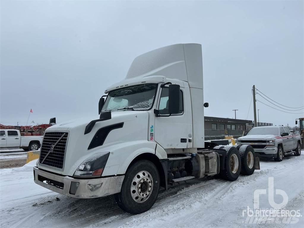 Volvo VNL Camiones tractor