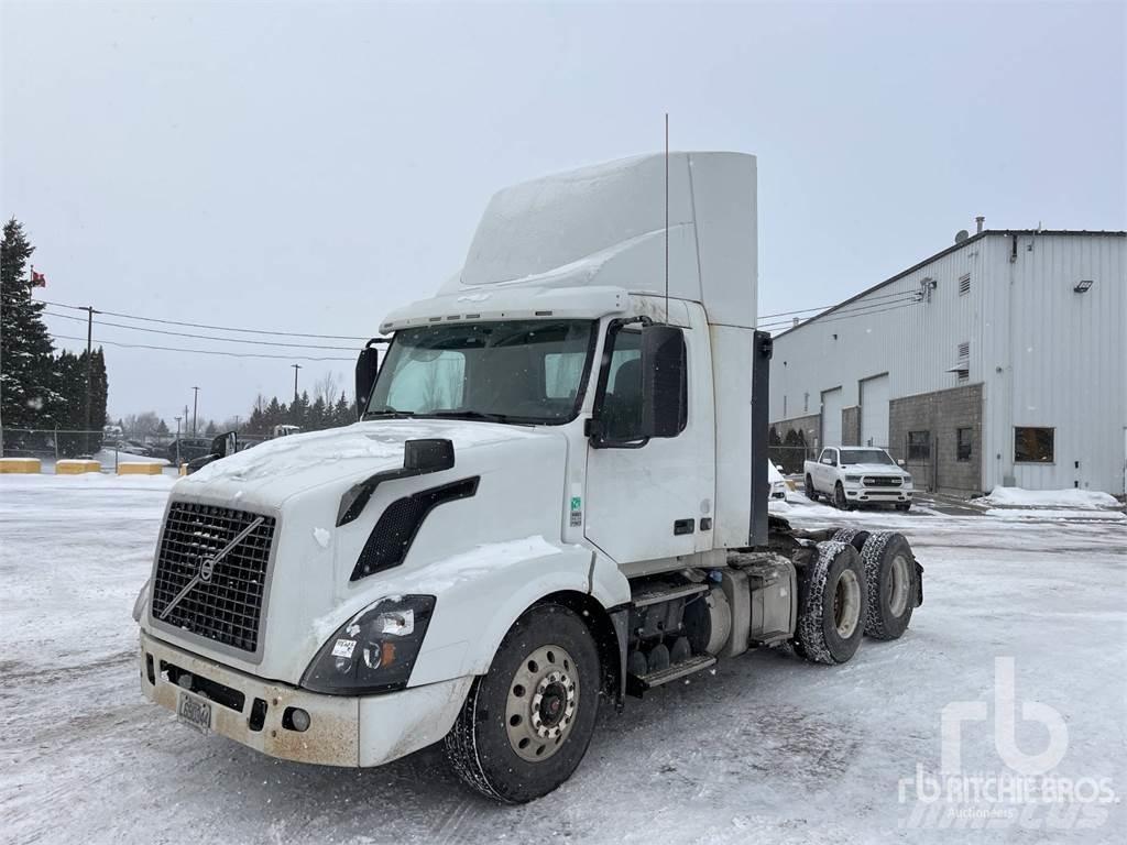 Volvo VNL Camiones tractor