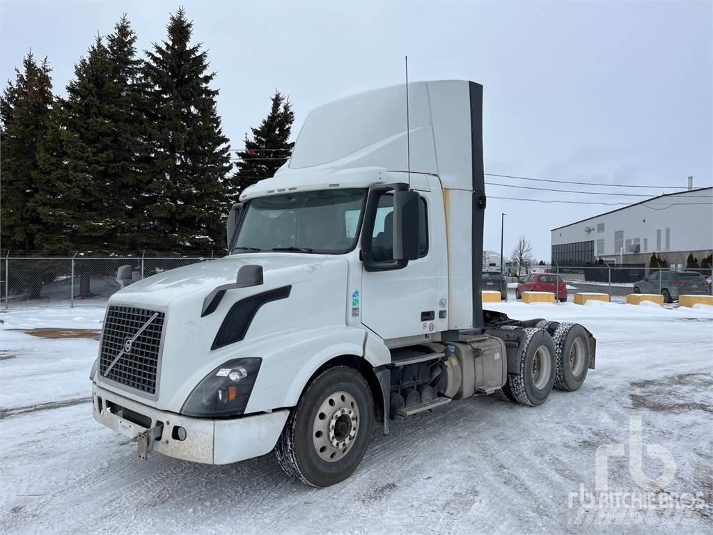 Volvo VNL Camiones tractor