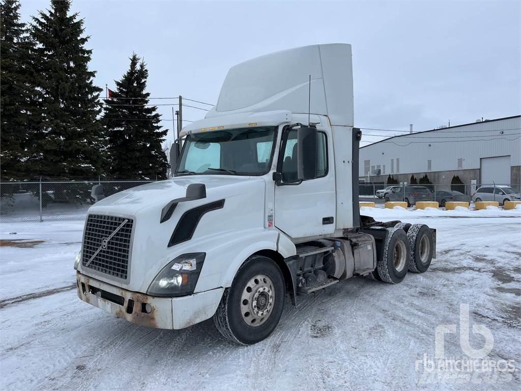 Volvo VNL Camiones tractor