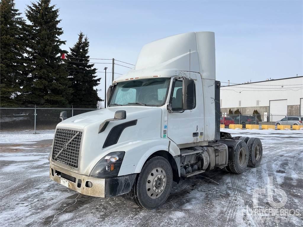 Volvo VNL Camiones tractor