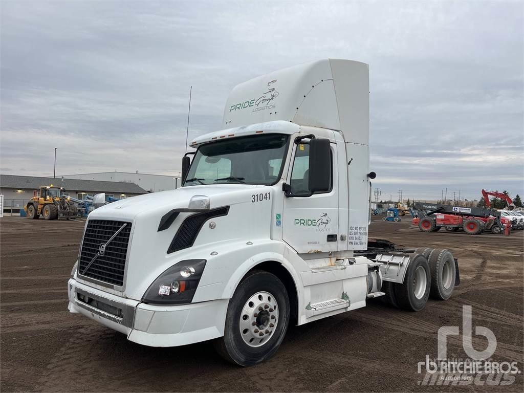 Volvo VNL Camiones tractor