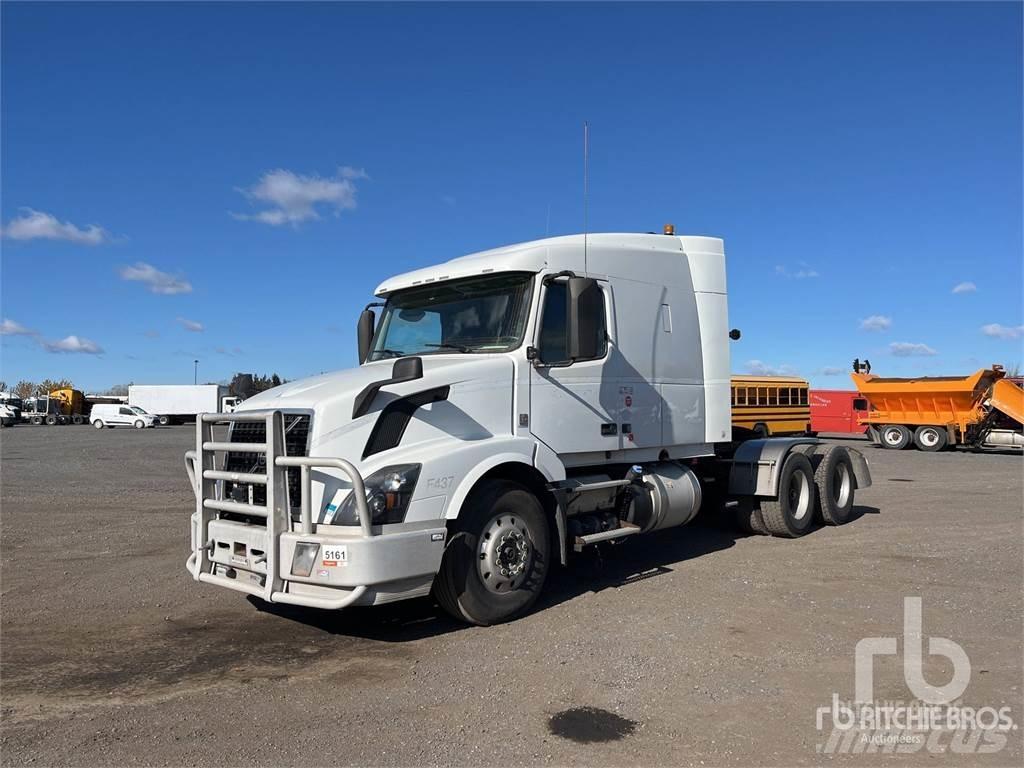 Volvo VNL Camiones tractor