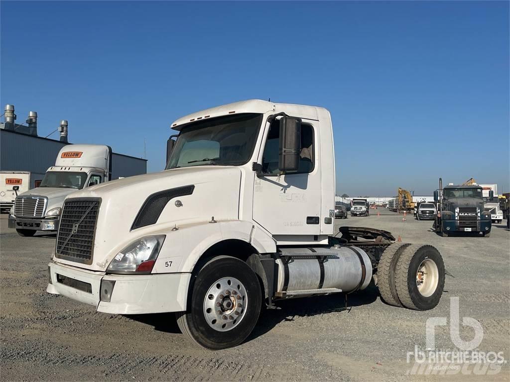 Volvo VNL Camiones tractor