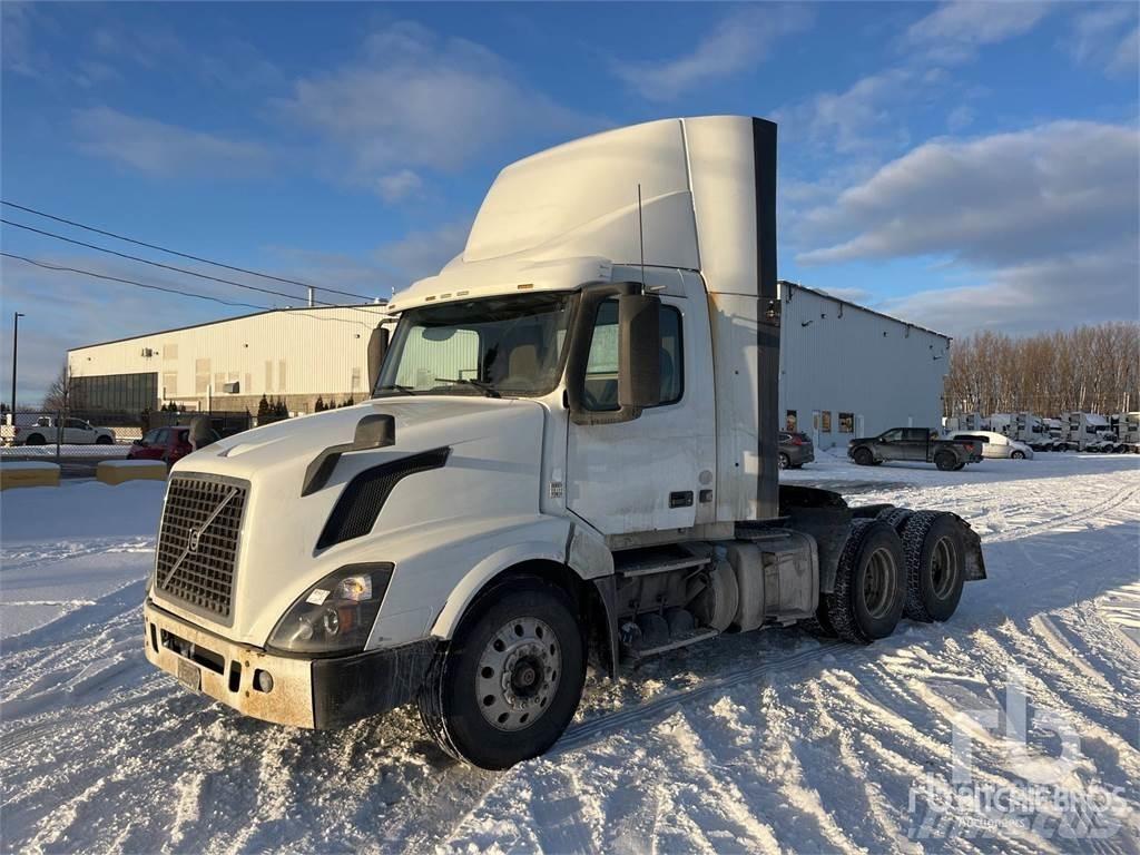 Volvo VNL Camiones tractor