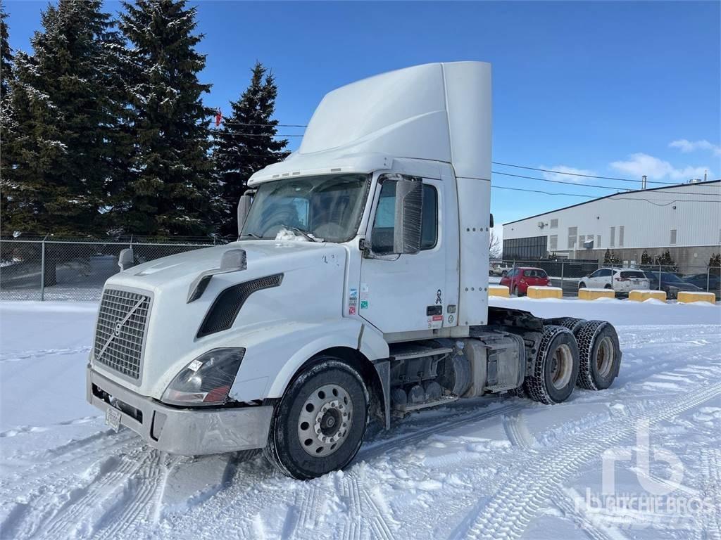 Volvo VNL Camiones tractor