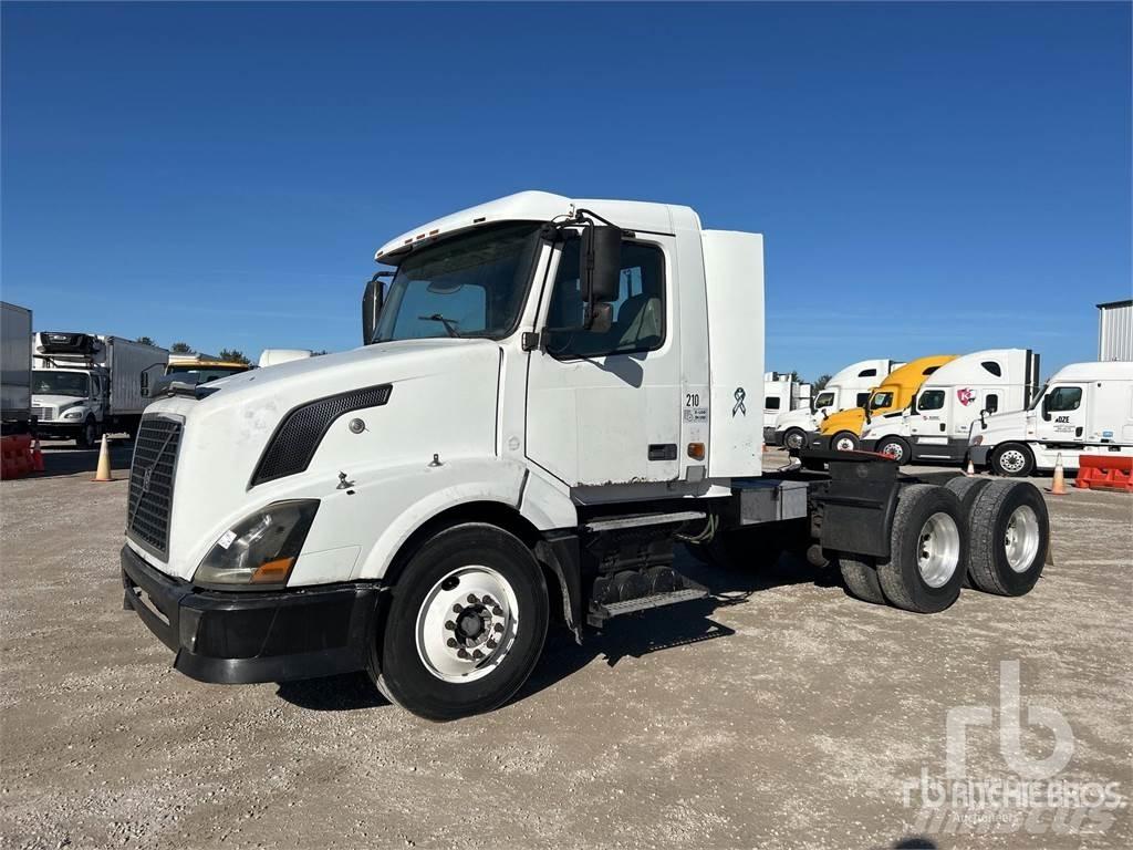 Volvo VNL Camiones tractor