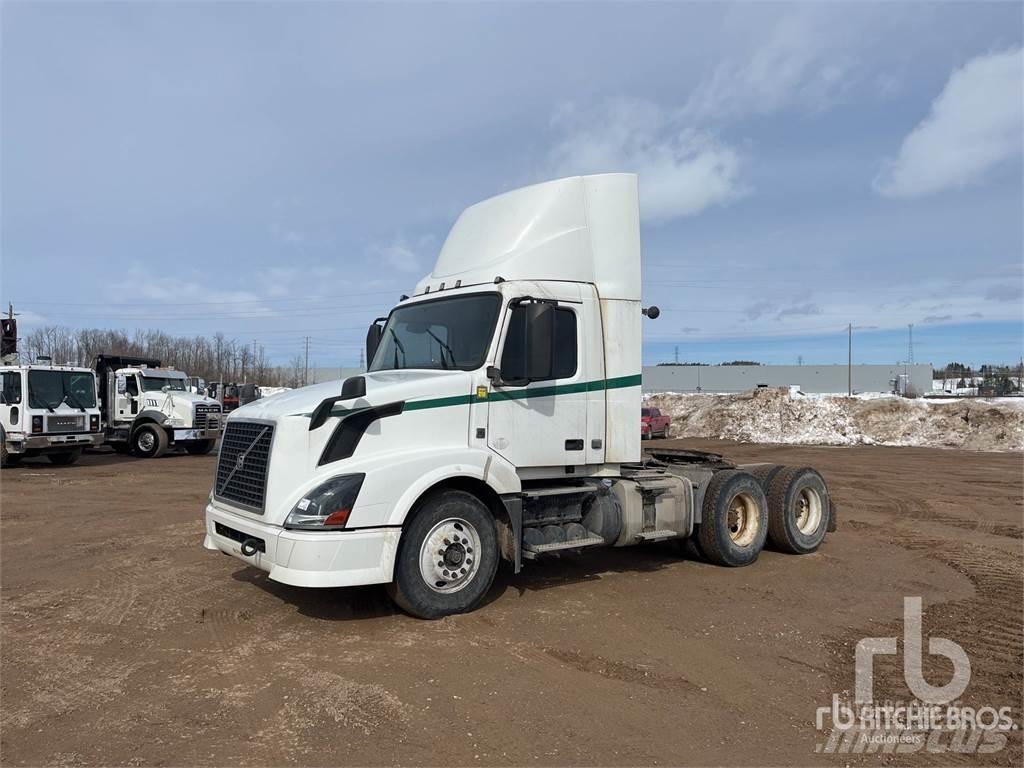 Volvo VNL Camiones tractor