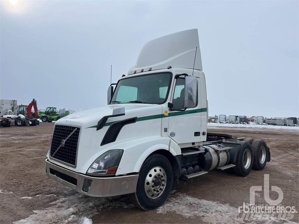 Volvo VNL Camiones tractor