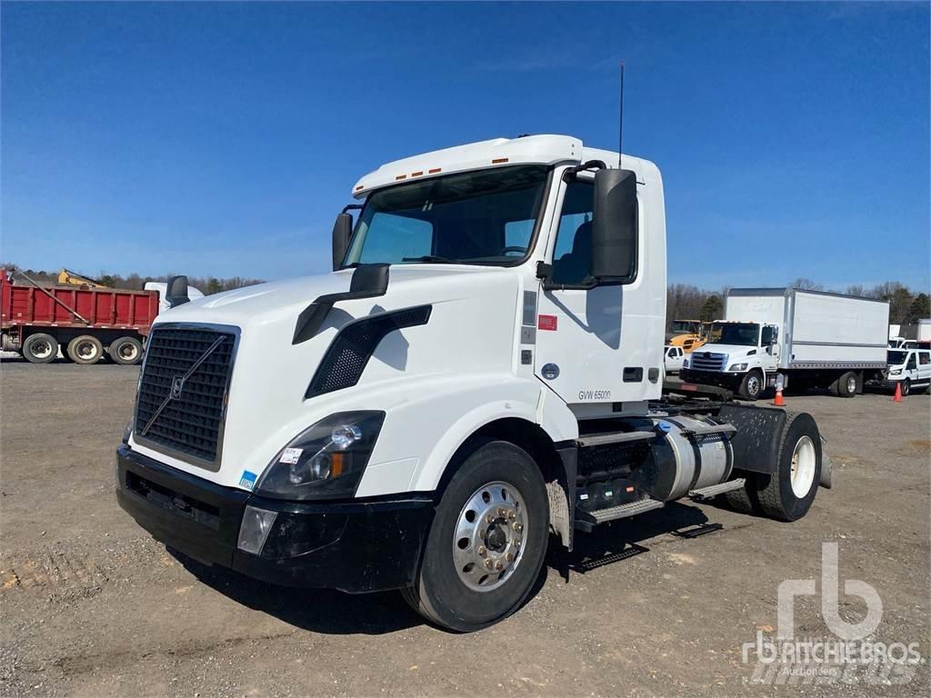 Volvo VNL Camiones tractor