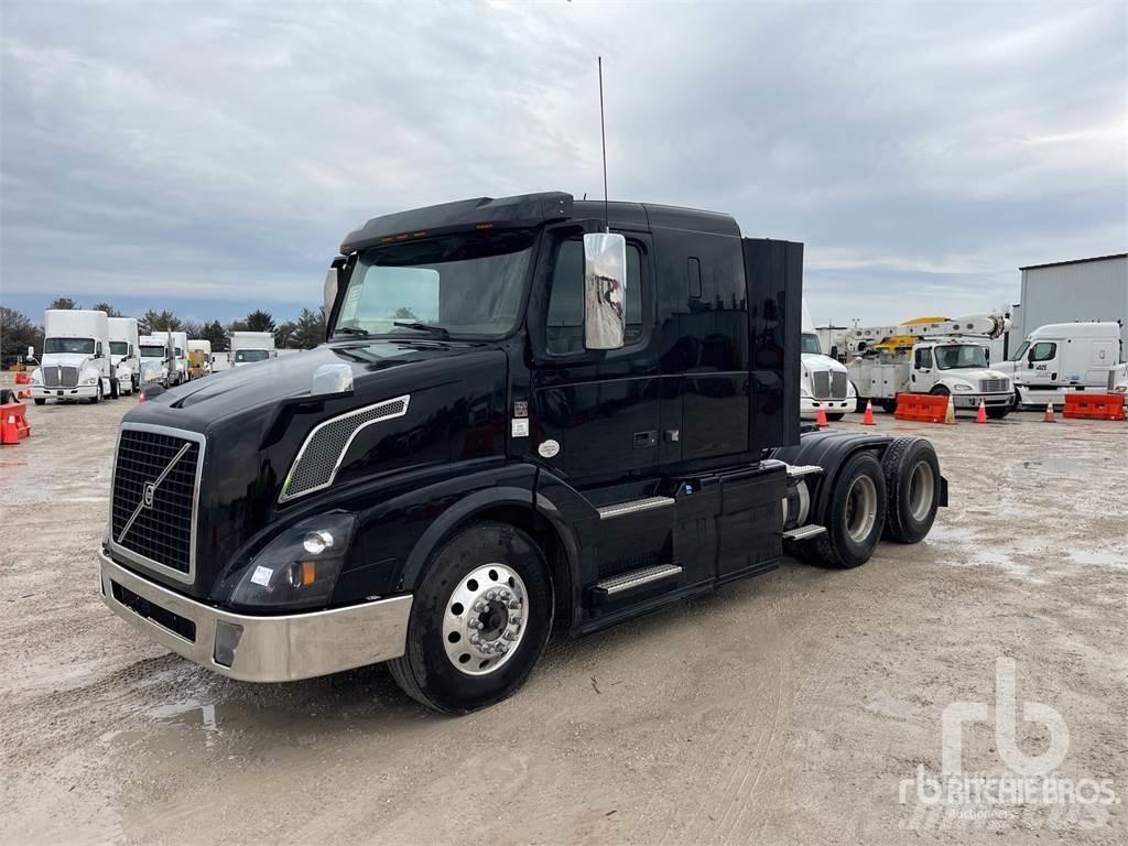 Volvo VNL430 Camiones tractor