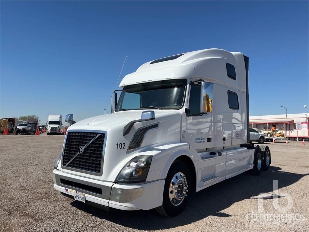 Volvo VNL64780 Camiones tractor