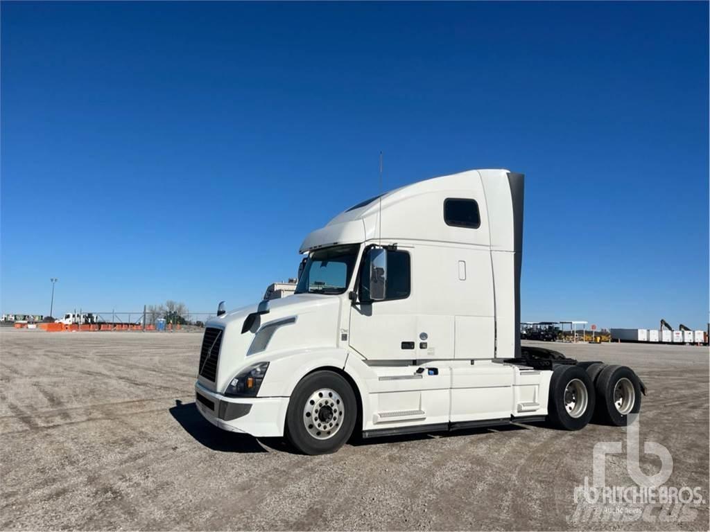 Volvo VNL670 Camiones tractor