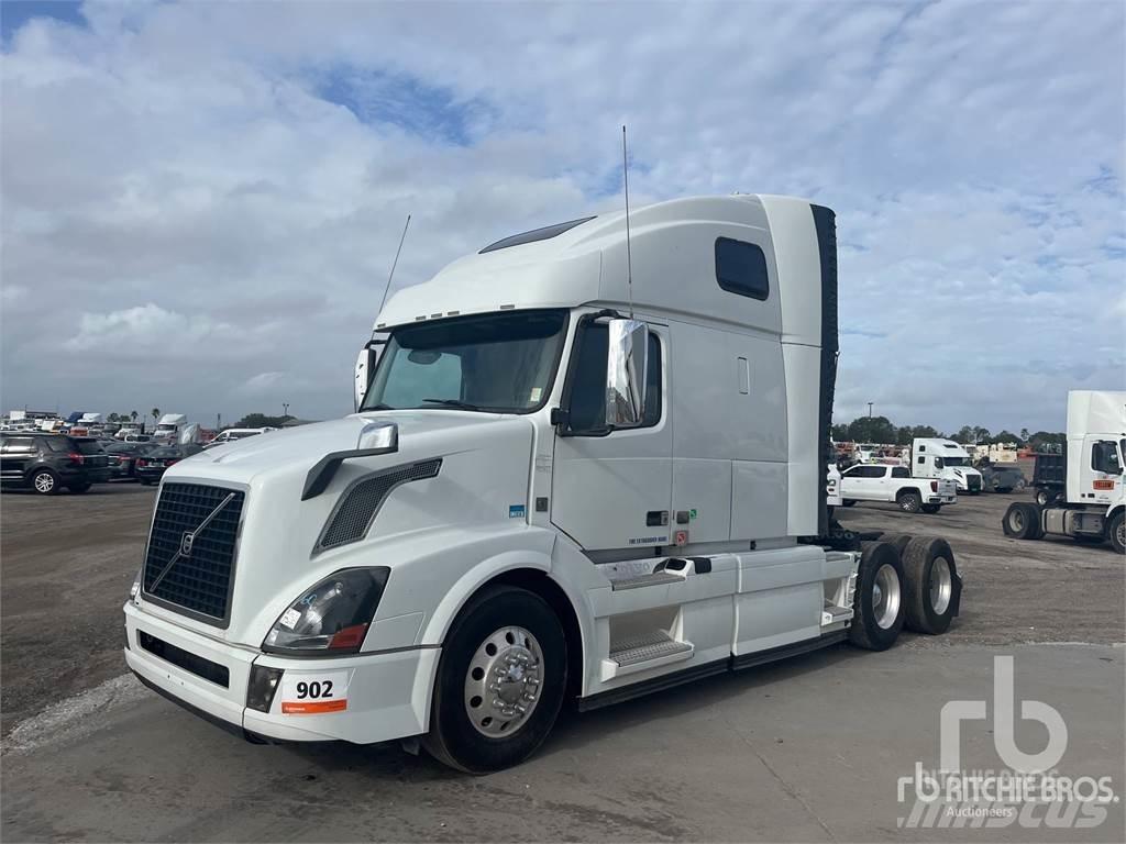 Volvo VNL670 Camiones tractor