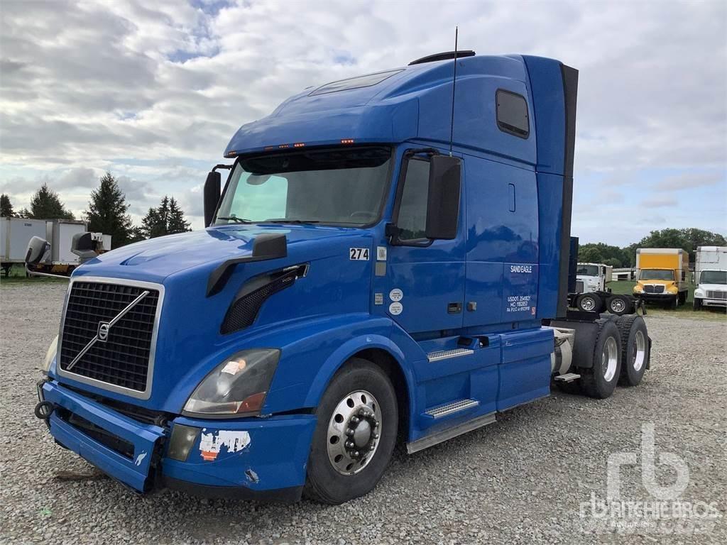 Volvo VNL670 Camiones tractor