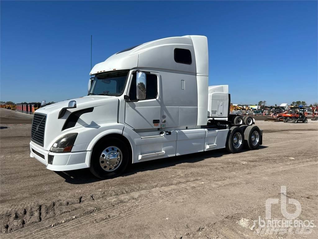 Volvo VNL670 Camiones tractor