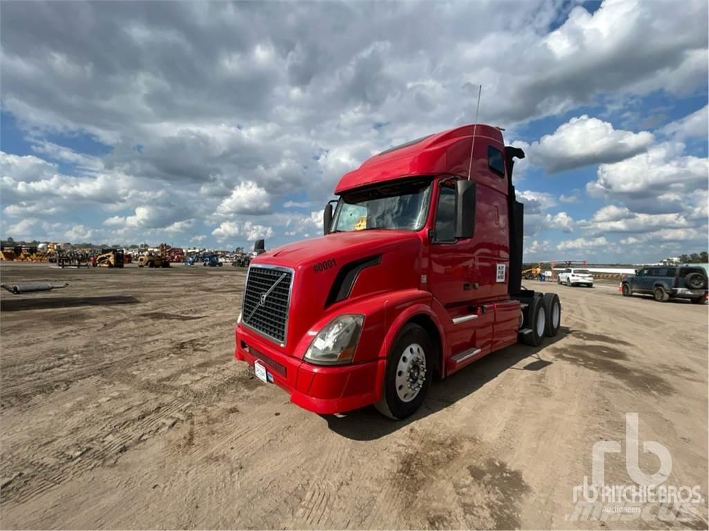 Volvo VNL670 Camiones tractor