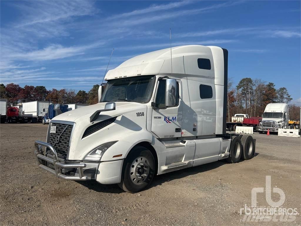 Volvo VNL760 Camiones tractor