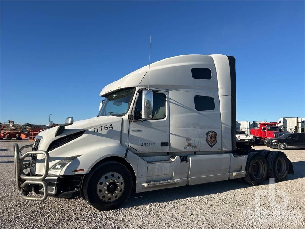 Volvo VNL760 Camiones tractor