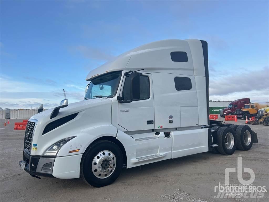 Volvo VNL760 Camiones tractor