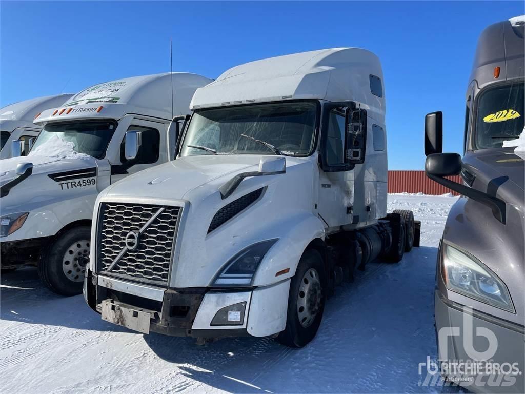 Volvo VNL760 Camiones tractor