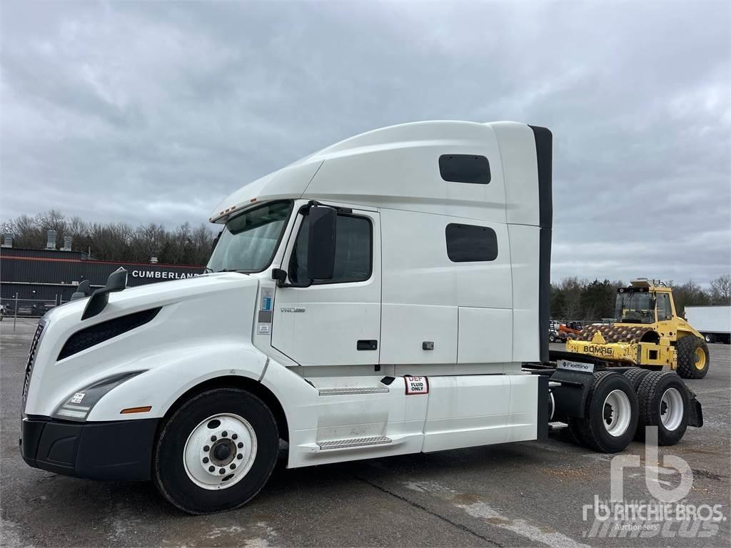 Volvo VNL760 Camiones tractor