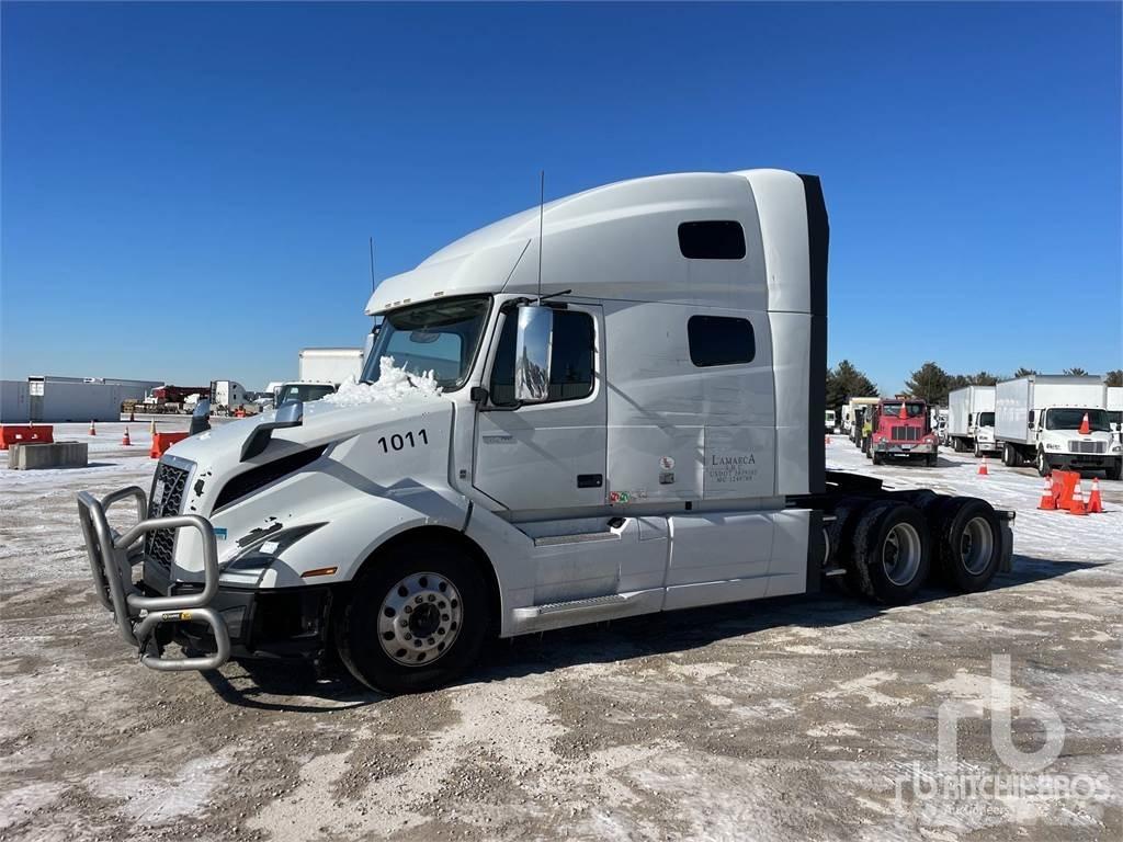 Volvo VNL760 Camiones tractor