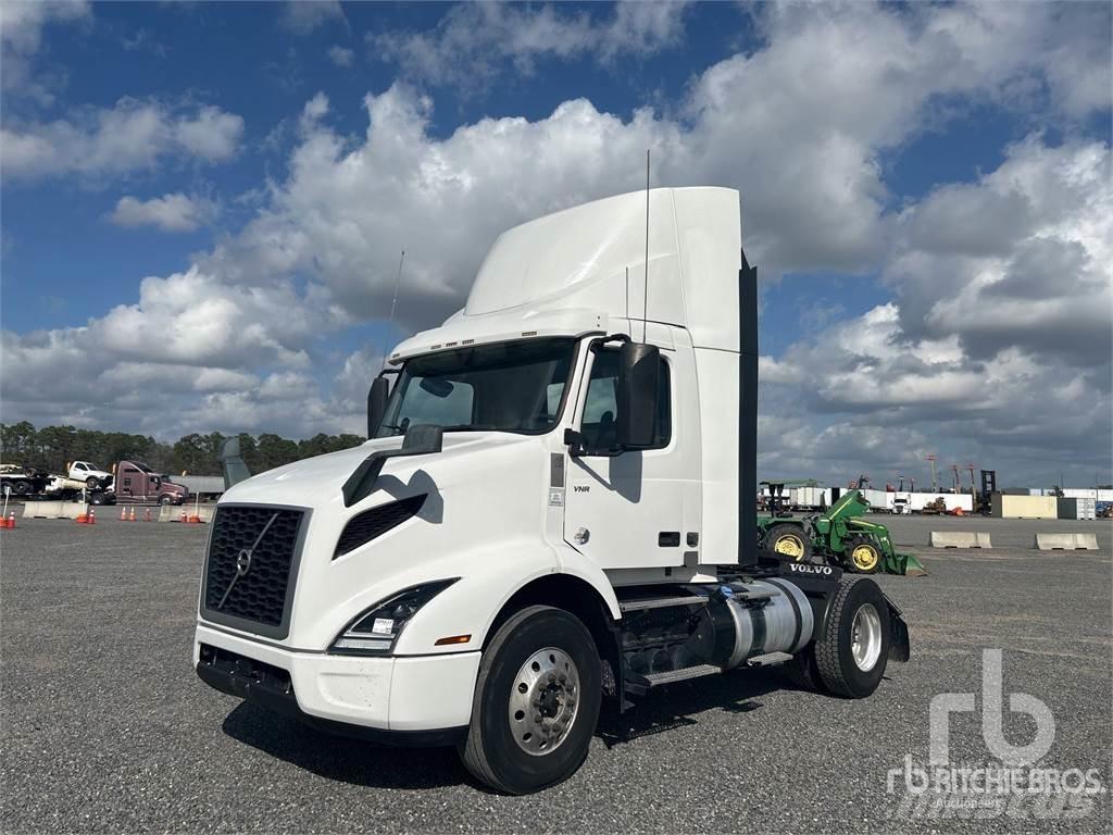 Volvo VNR300 Camiones tractor