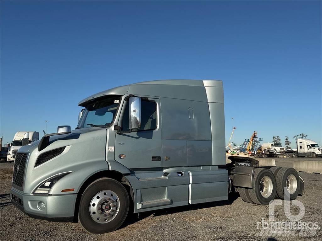 Volvo VNR640 Camiones tractor