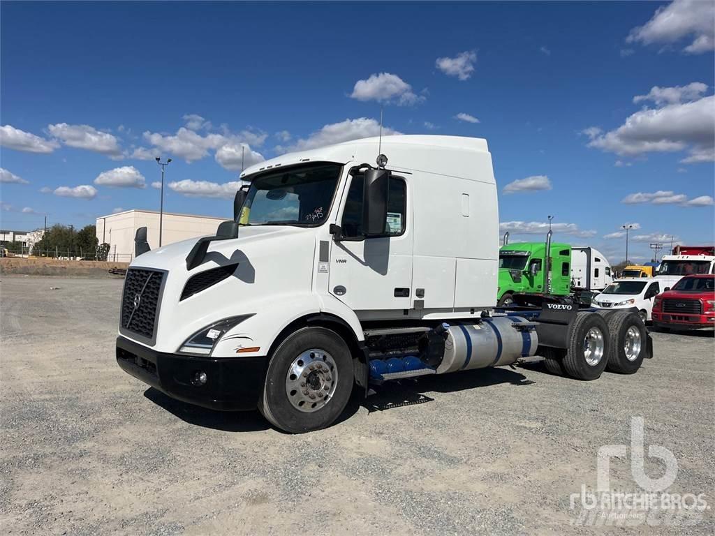 Volvo VNR640 Camiones tractor