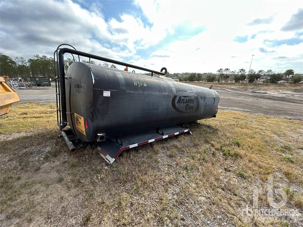  Water Truck Cabina