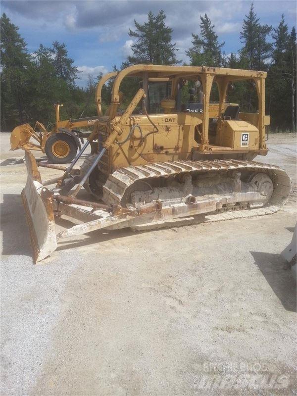 CAT D6D LGP Buldozer sobre oruga