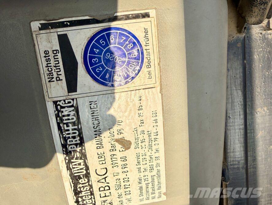 CAT 906 Cargadoras sobre ruedas