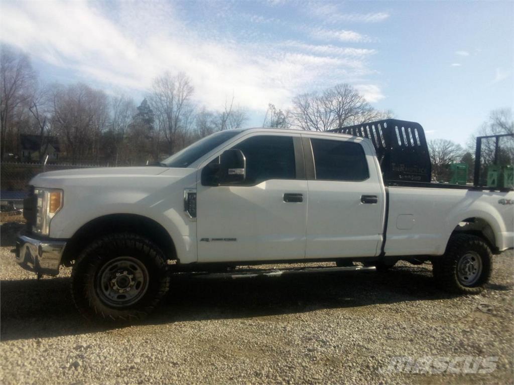 Ford F250 Caja abierta/laterales abatibles