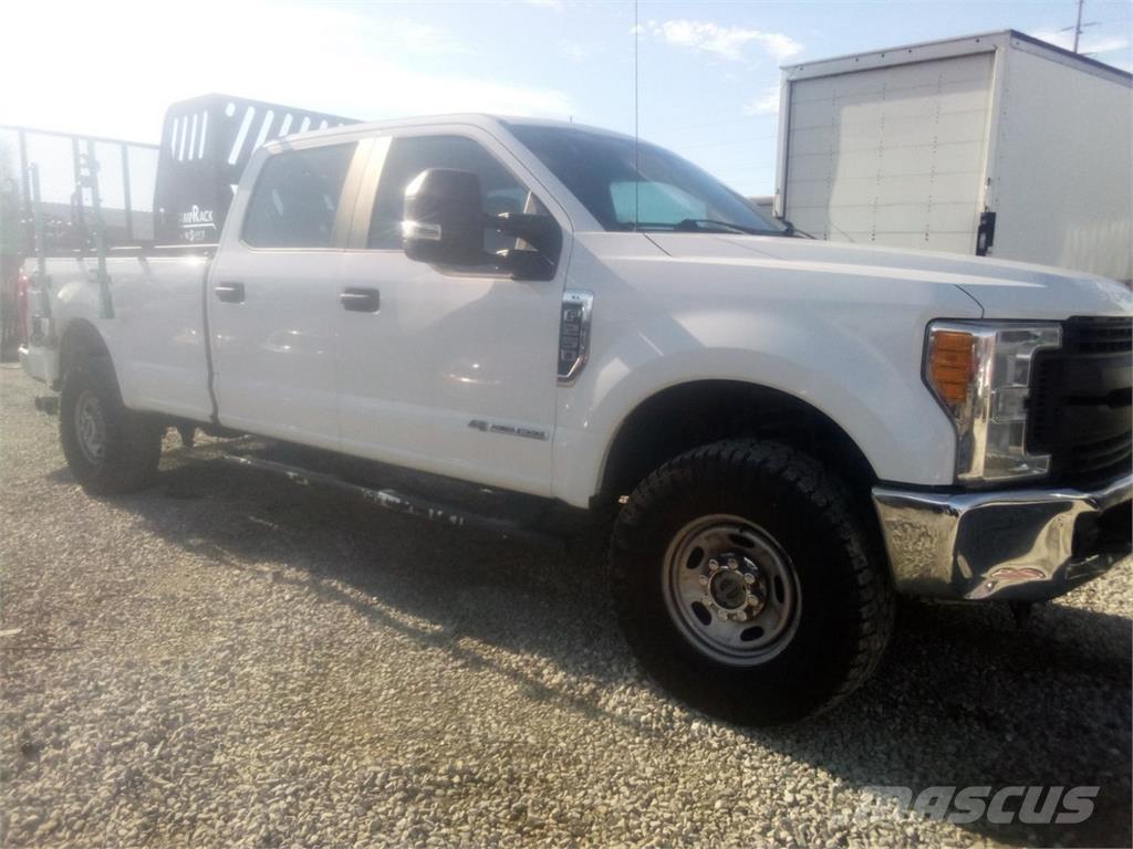 Ford F250 Caja abierta/laterales abatibles